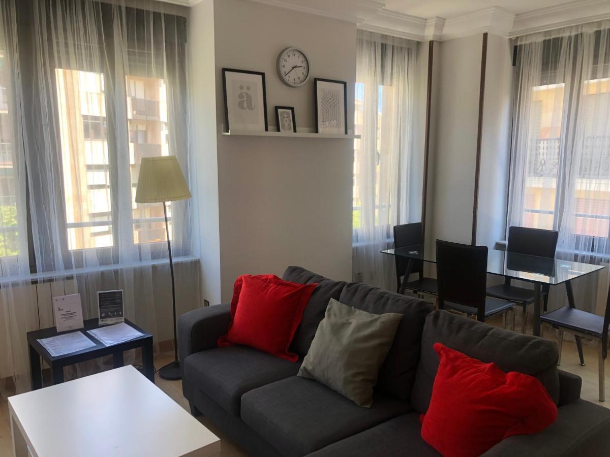 Artheus Apartamentos Salamanca Bagian luar foto